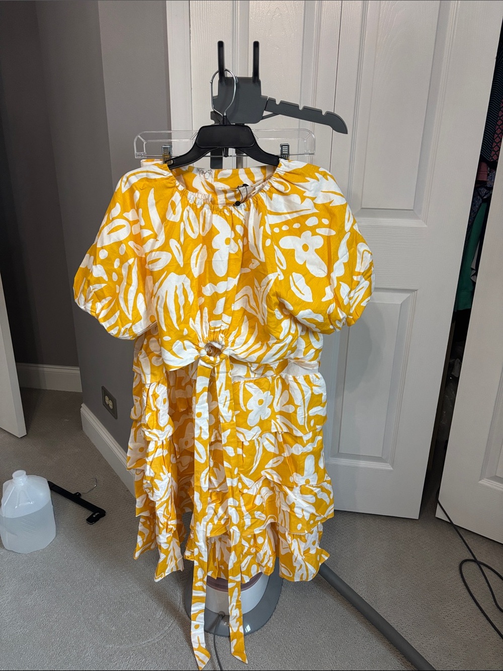 La Maise Studio Yellow and White 2pc Floral